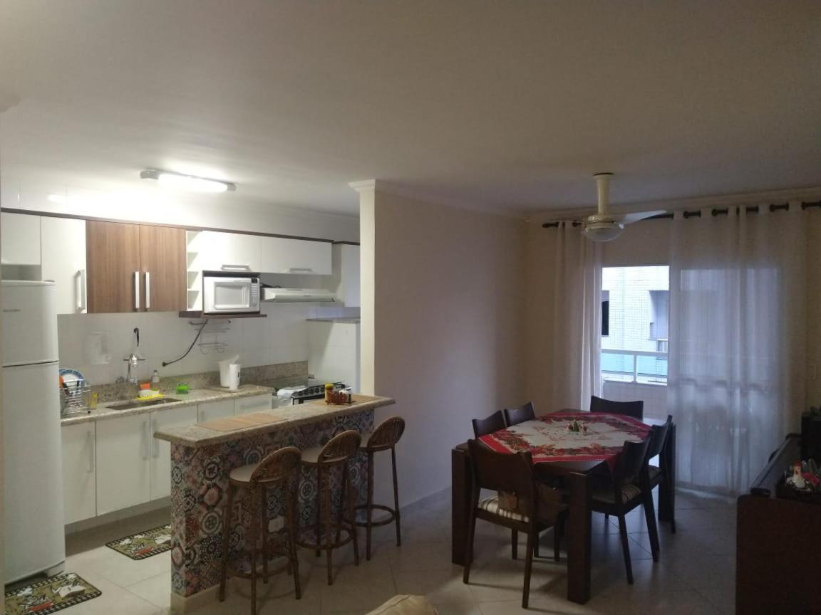 Apto Praia Grande Ubatuba Area Nobre Com Toda Comodidade Para Voce E Sua Familia ! Exteriör bild